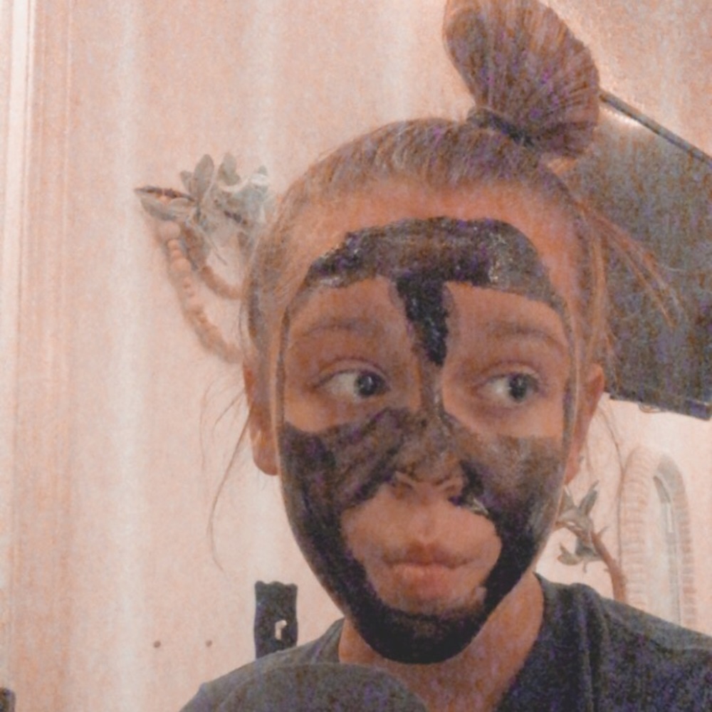 Meet your Posher, Daphne